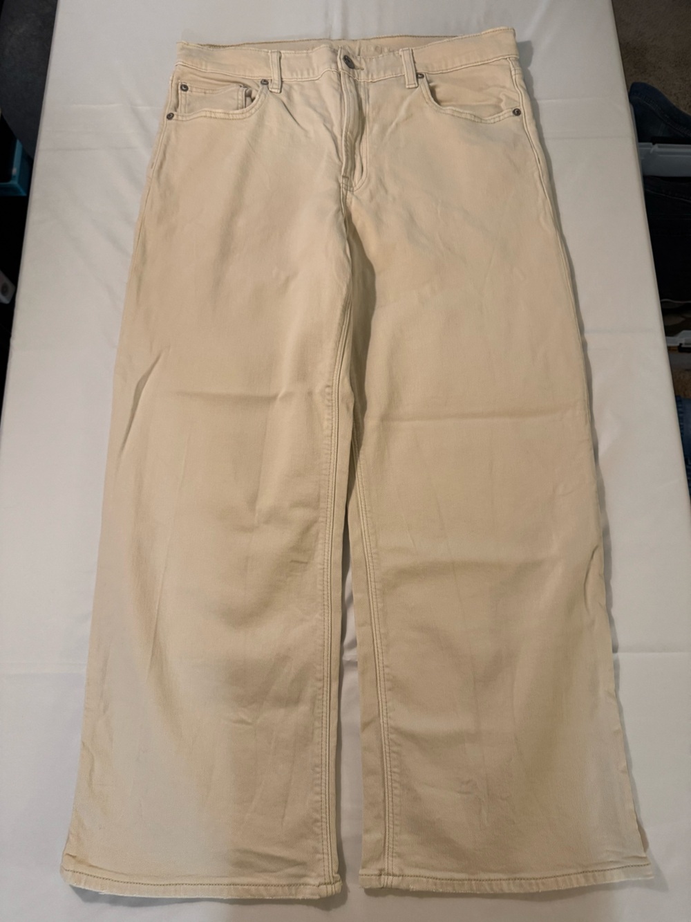 American Eagle Outfitters Cream Wide-Leg Stovepipe Jeans
